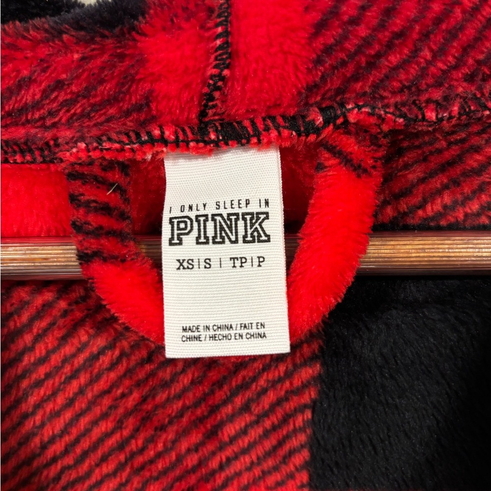 PINK Victoria's Secret Red and Black Plaid robe - Picture 4 of 4